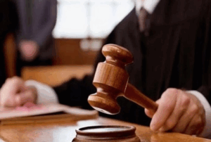 उत्तराखंड हाईकोर्ट का बड़ा फैसला, देहरादून एयरपोर्ट मामले में याचिकाएं खारिज उत्तराखंड हाईकोर्ट का बड़ा फैसला, देहरादून एयरपोर्ट मामले में याचिकाएं खारिज