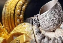 सोना-चांदी रिकॉर्ड ऊंचाई पर, शादी सीजन से पहले सर्राफा कारोबार पर मंडराया संकट सोना-चांदी रिकॉर्ड ऊंचाई पर, शादी सीजन से पहले सर्राफा कारोबार पर मंडराया संकट