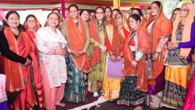 माता रानी के विभिन्न अवतार हमें संघर्ष और कर्तव्यनिष्ठ जीवन जीने की प्रेरणा देते हैं- रेखा आर्या माता रानी के विभिन्न अवतार हमें संघर्ष और कर्तव्यनिष्ठ जीवन जीने की प्रेरणा देते हैं- रेखा आर्या