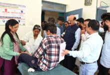 स्वास्थ्य मंत्री सुबोध उनियाल ने सामुदायिक स्वास्थ्य केंद्र नंदगांव का किया औचक निरीक्षण