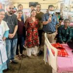 बेस अस्पताल में जीवन की जीत: सर्पदंश के बाद गंभीर बच्ची को मिला नया जीवन