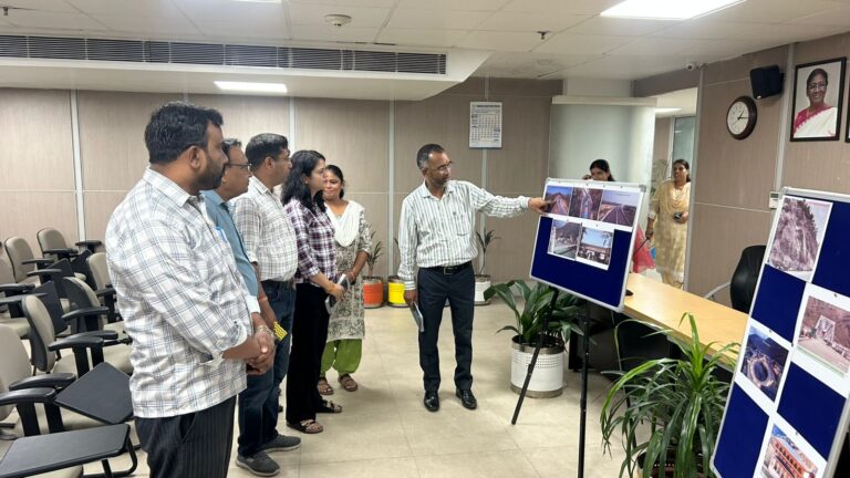 सेवा, सुशासन और समर्पण का संकल्प : विकास की बदलती तस्वीर से रूबरू हुए नागरिक