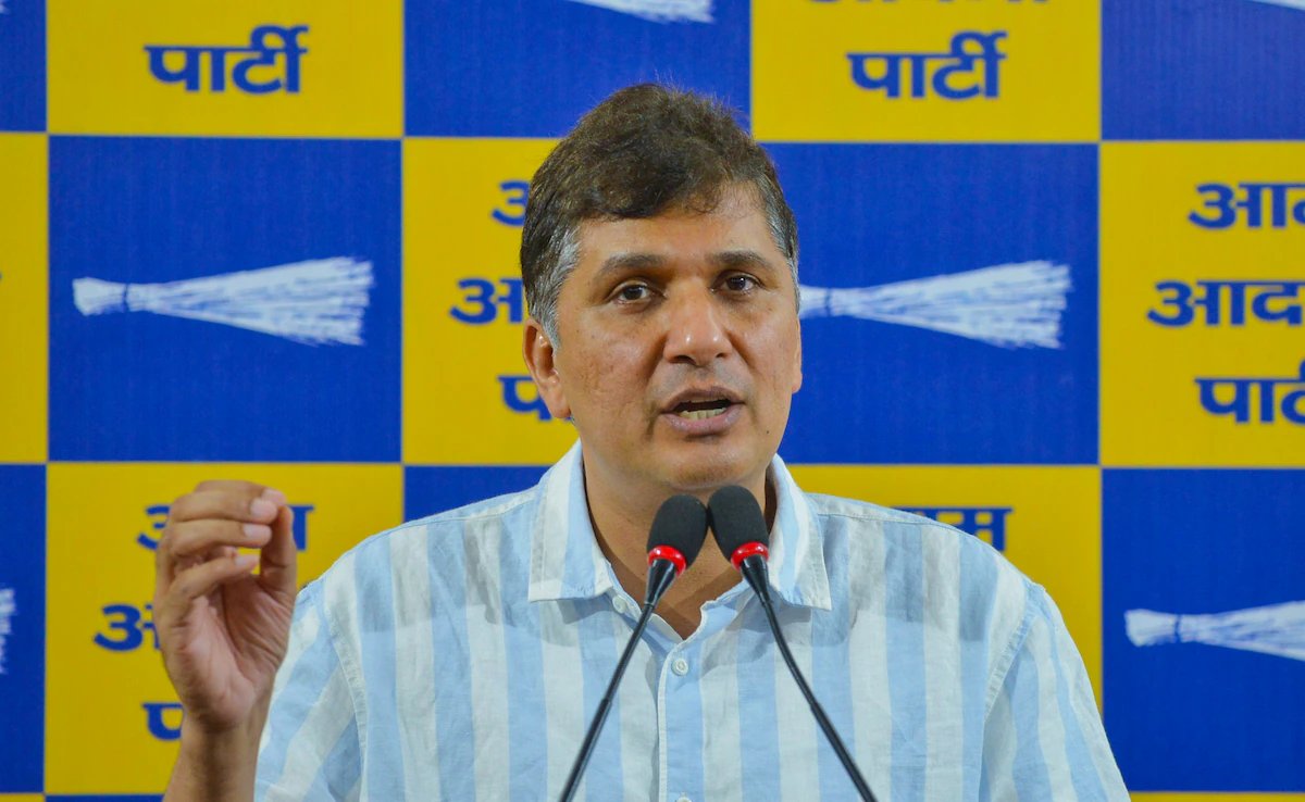 दिल्ली के 250 वार्डों में आज गूंजेगी हनुमान चालीसा, आप का बड़ा धार्मिक अभियान शुरू